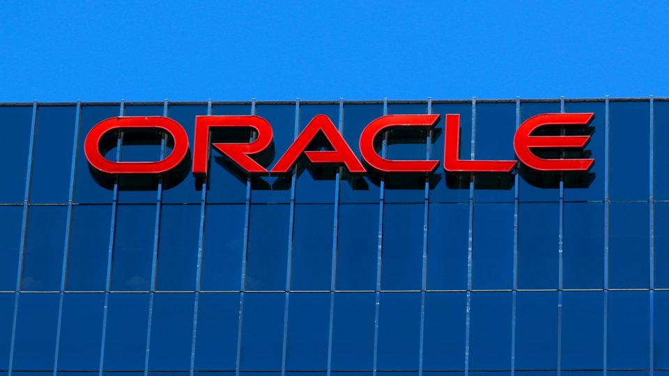 How Many Employees Work at Oracle