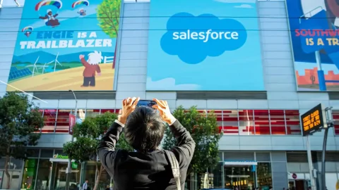 Who are Salesforce Biggest Clients – Globally?